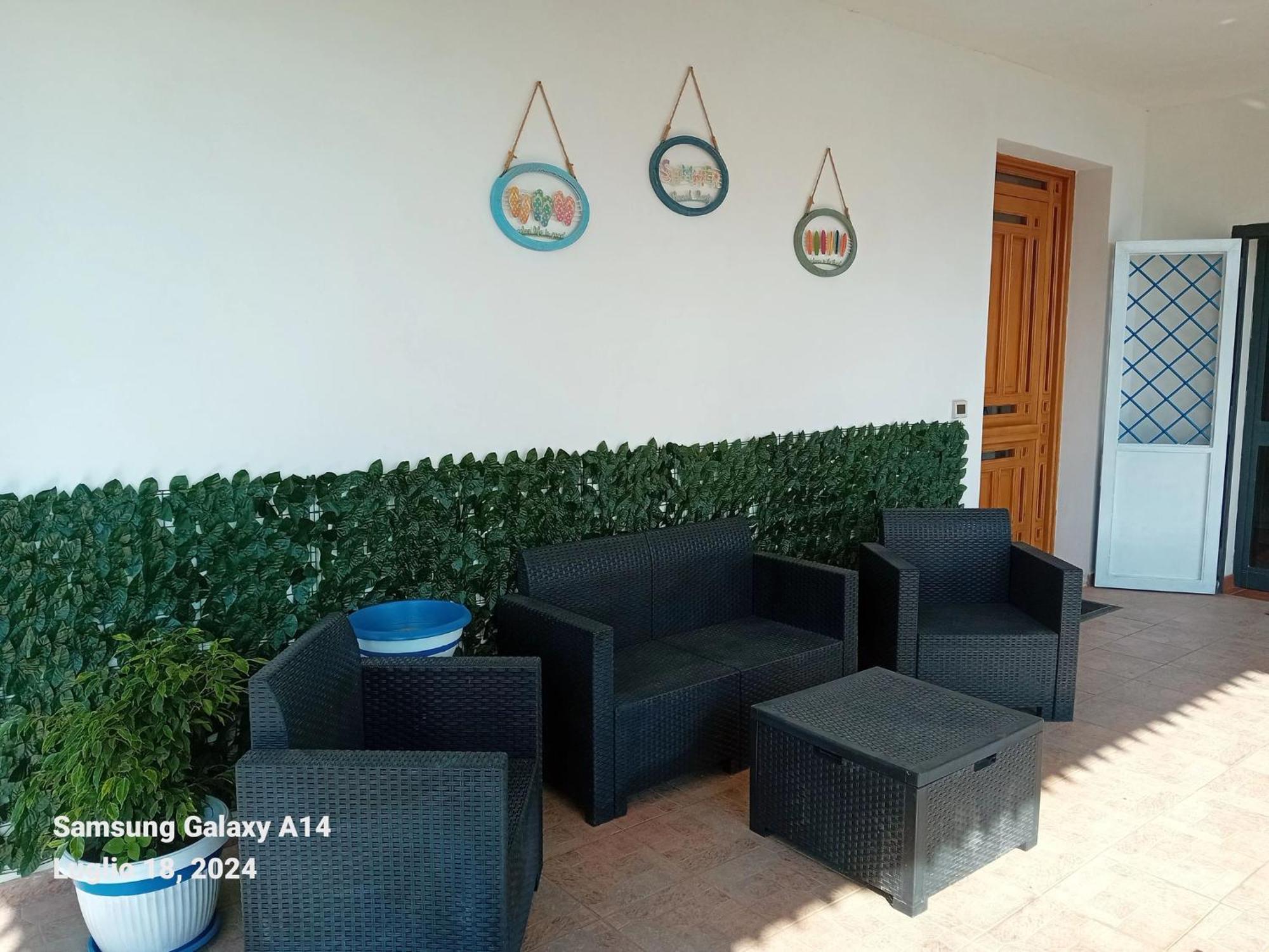 トラビーア La Cycas Bed & Breakfast エクステリア 写真